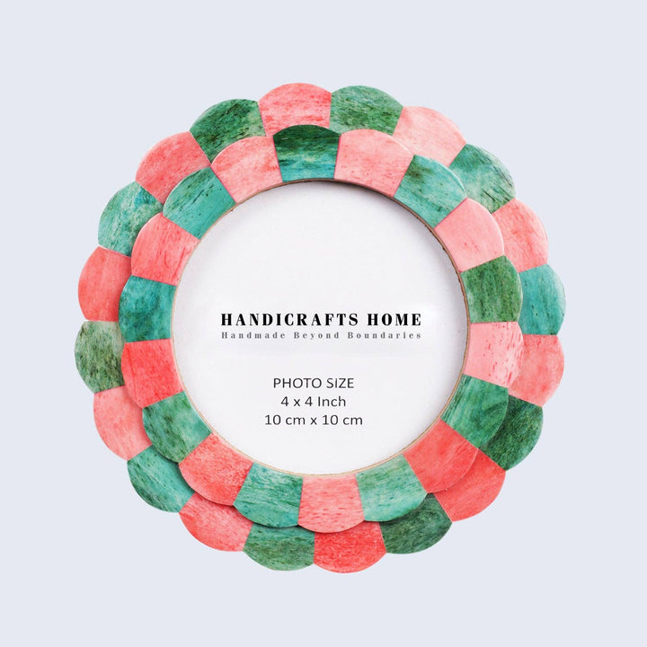 Green & Red Scalloped Picture Frame