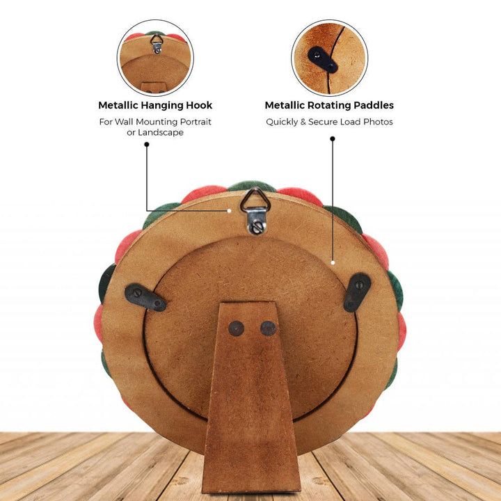 Green & Red Scalloped Picture Frame