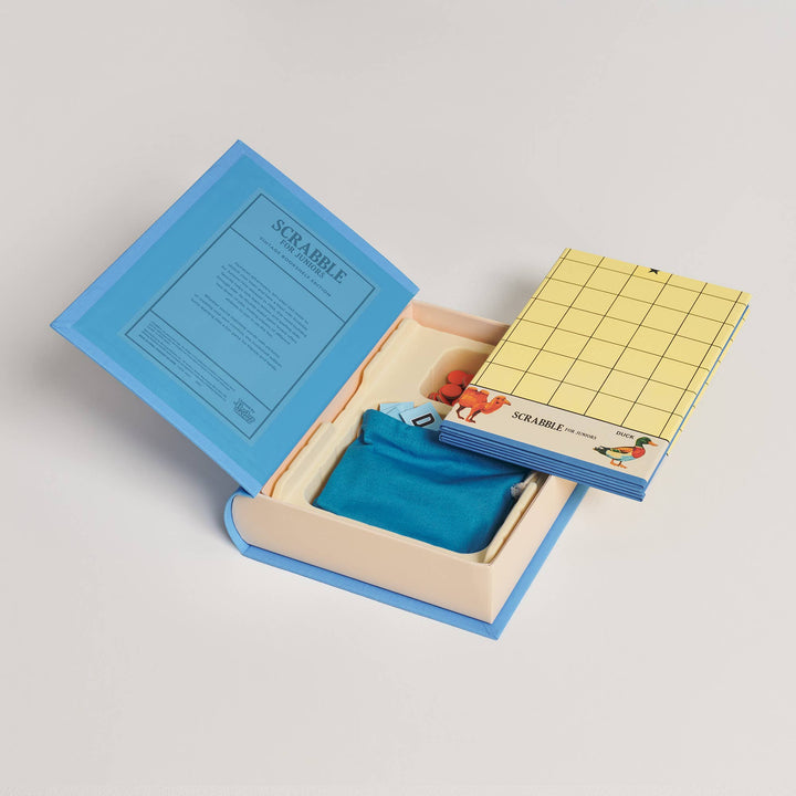 Scrabble Vintage Bookshelf Edition