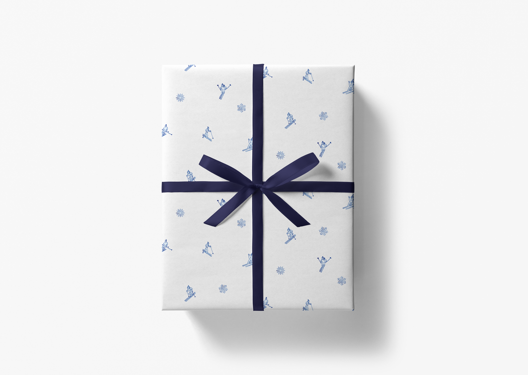 Après Ski White and Blue Gift Wrap