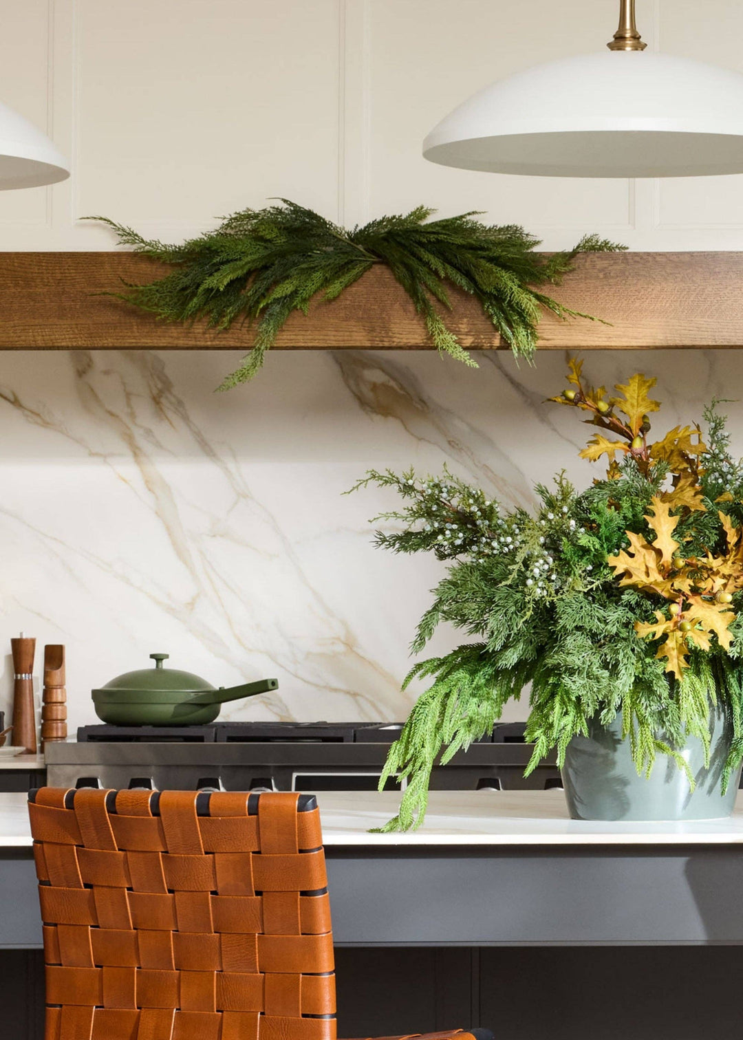 Cedar Mantle Garland