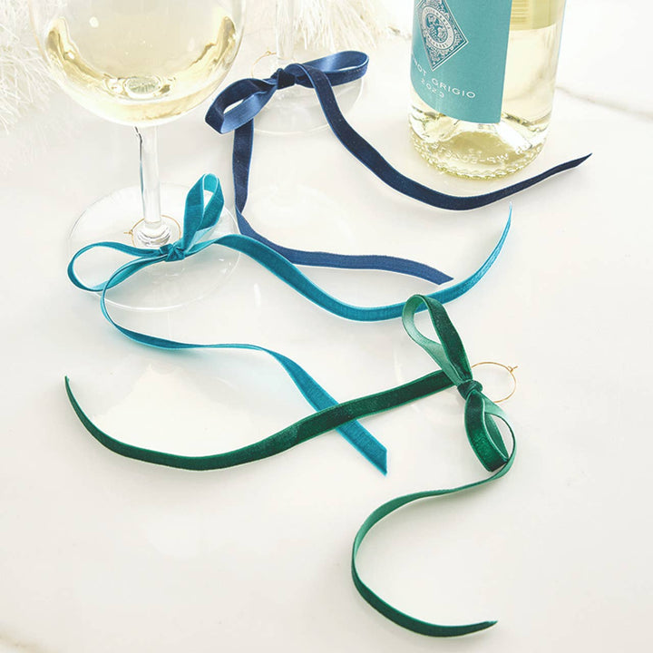 Velvet Bow Wine Charm