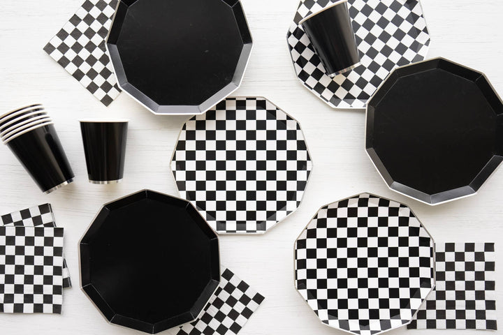 Black And White Signature Checker Dinner Plates
