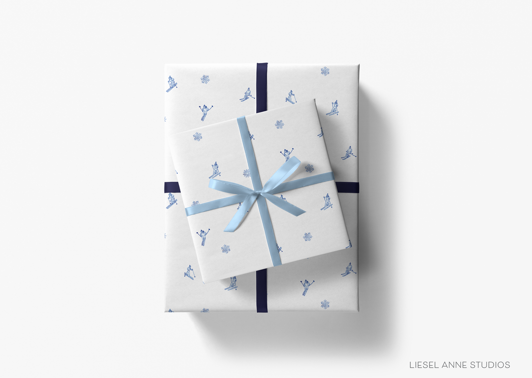 Après Ski White and Blue Gift Wrap