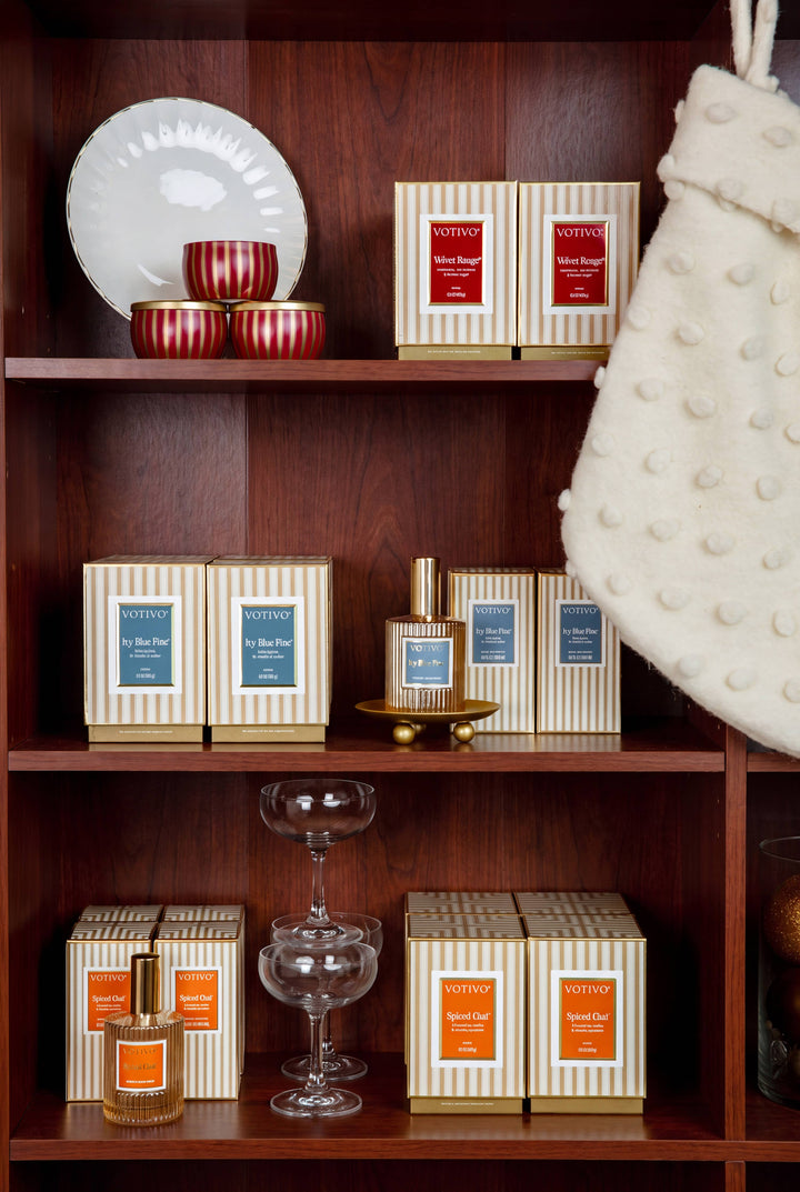 Velvet Rouge Holiday Candle