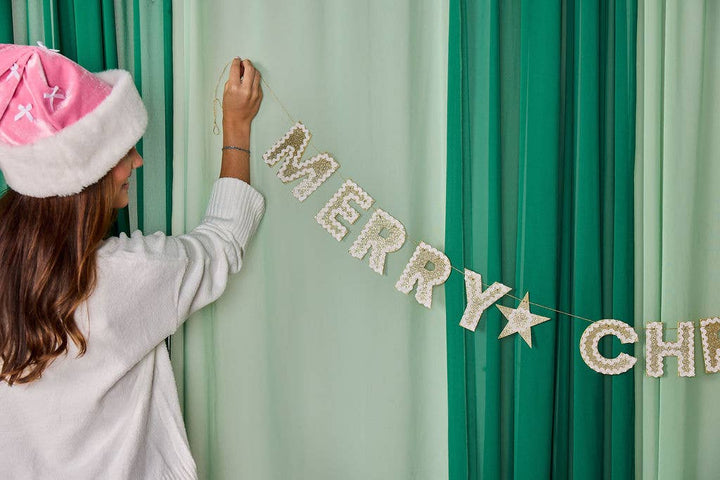 Merry & Bright Reuseable Banner