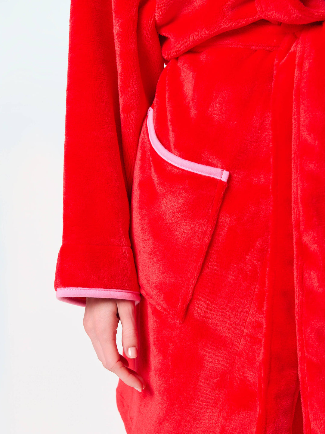 Rosie Scalloped Robe