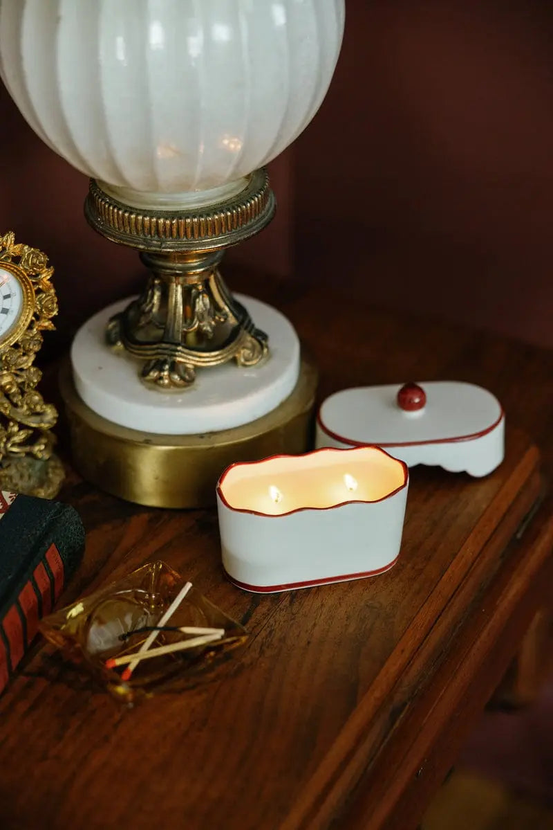 French Linen & Orris Candle