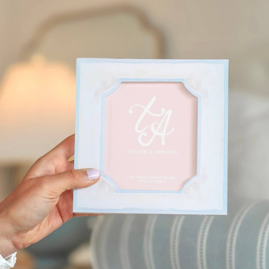 Square Magnetic Frame
