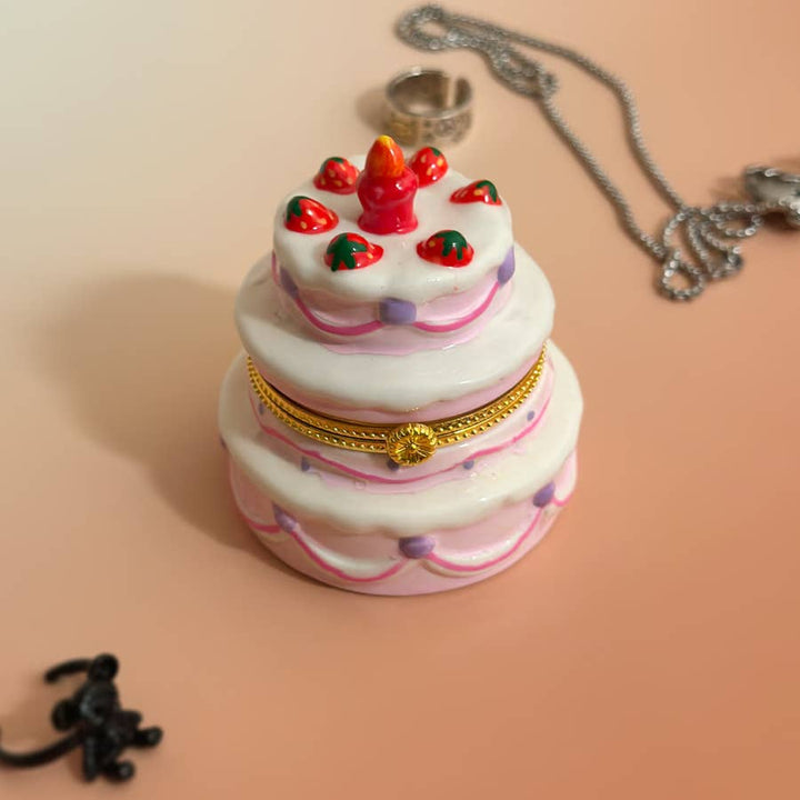 Strawberry Cake Trinket Box