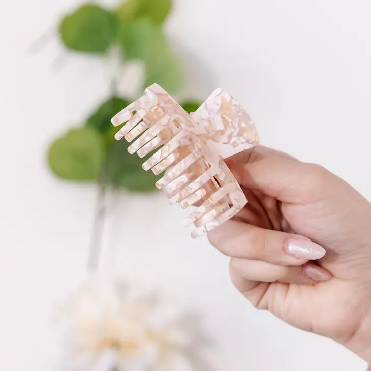 Speckled Claw Clip