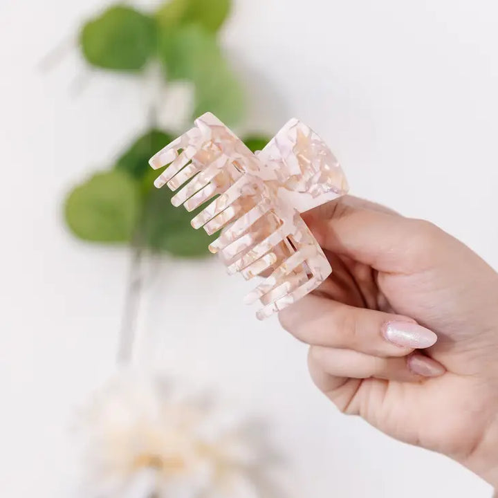 Speckled Claw Clip