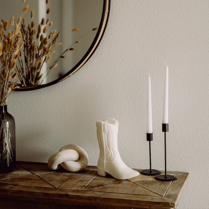 boot candle