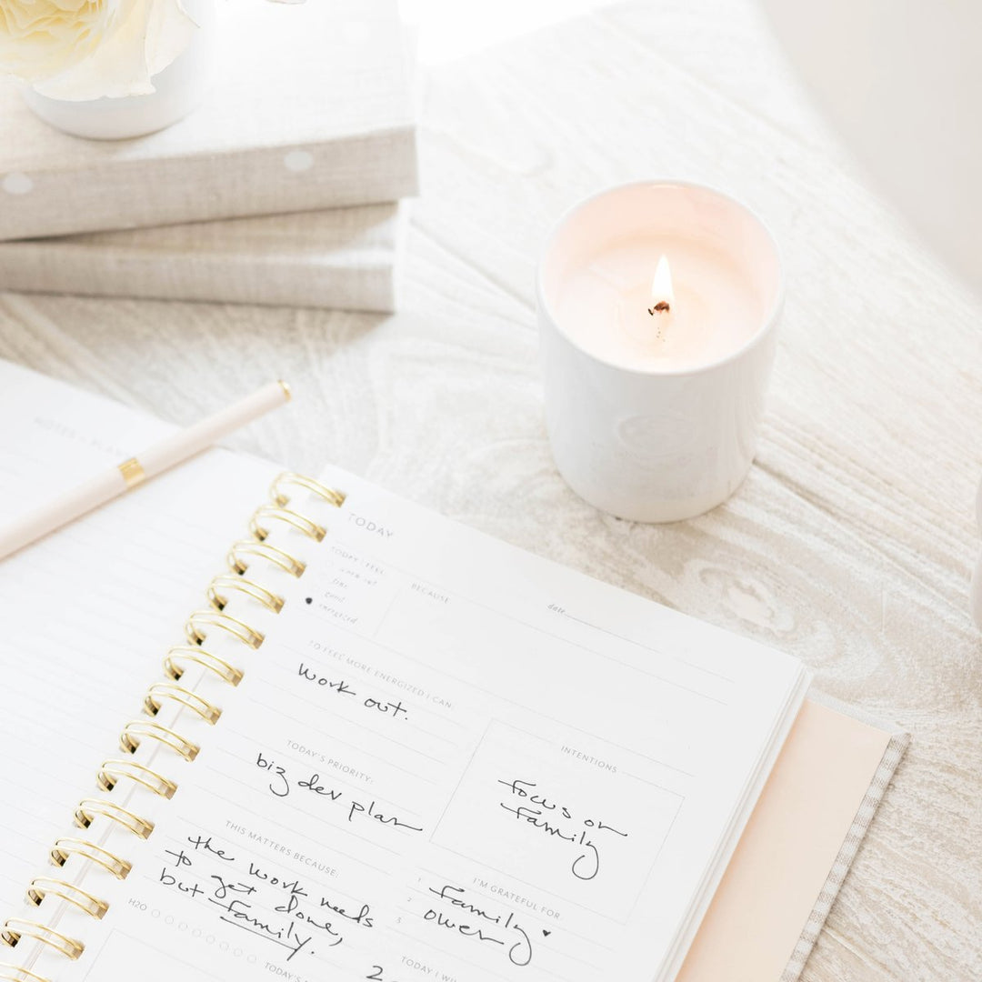 Crisp White Linen Ceramic Candle