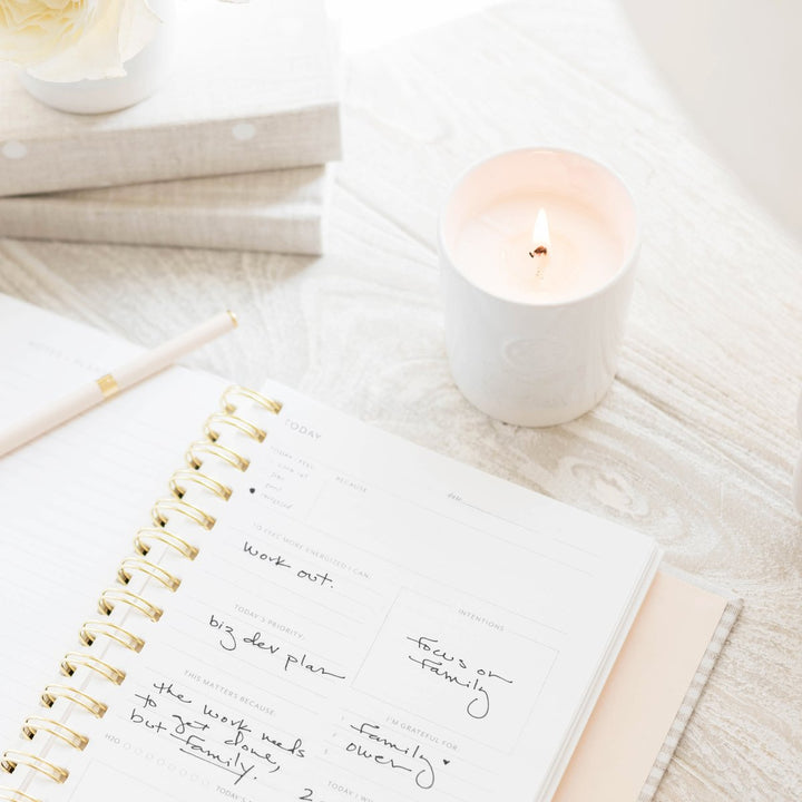 Crisp White Linen Ceramic Candle